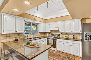 4390 N Camino Vinorama, Tucson, AZ 85750 - Photo 11