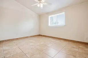 5731 E Helen St, Tucson, AZ 85712 - Photo 29