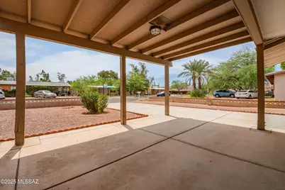5731 E Helen Street, Tucson, AZ 85712 - Photo 5