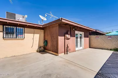 1453 W Roger Road, Tucson, AZ 85705 - Photo 33