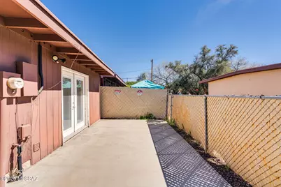 1453 W Roger Road, Tucson, AZ 85705 - Photo 35