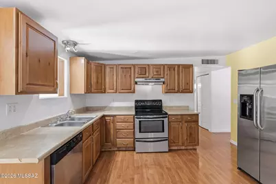 1453 W Roger Road, Tucson, AZ 85705 - Photo 11