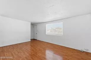 1453 W Roger Rd, Tucson, AZ 85705 - Photo 7