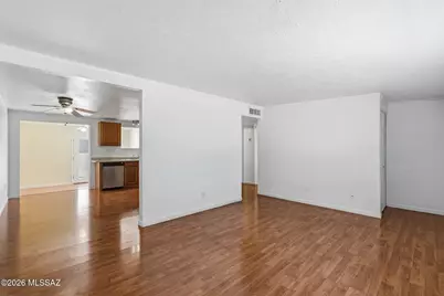 1453 W Roger Road, Tucson, AZ 85705 - Photo 7