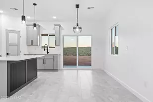 1866 Circulo Bulgaro, Rio Rico, AZ 85648 - Photo 11