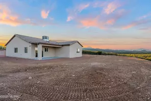 1866 Circulo Bulgaro, Rio Rico, AZ 85648 - Photo 33