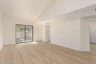 7872 E 35th St, Tucson, AZ 85710 - Photo 7