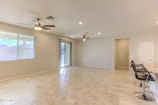 8804 E Stone Meadow Cir, Tucson, AZ 85730 - Photo 9