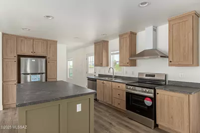 9415 S Vicki Drive, Tucson, AZ 85736 - Photo 5