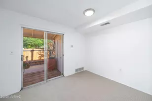 488 N Silverbell Rd, Tucson, AZ 85745 - Photo 11