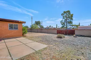 8190 E 20th St, Tucson, AZ 85710 - Photo 25