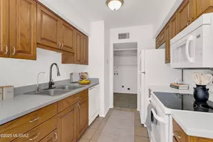 8190 E 20th St, Tucson, AZ 85710 - Photo 7