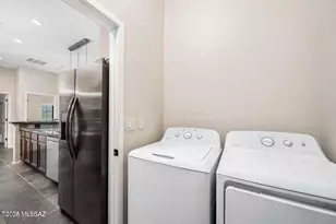 2010 E River Rd, Tucson, AZ 85718 - Photo 17