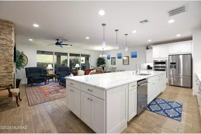 7809 W Buckeye Path, Marana, AZ 85658 - Photo 17