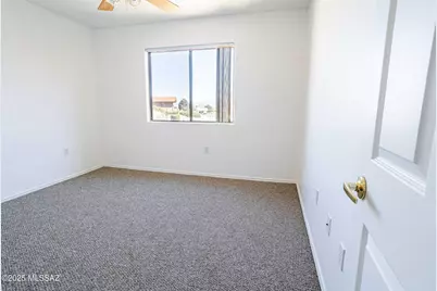 287 N VÃ­a La Castellana, Green Valley, AZ 85614 - Photo 33