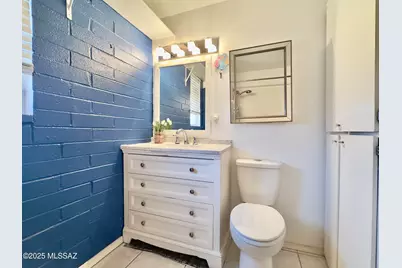 248 S Paseo Aguila #UNIT C, Green Valley, AZ 85614 - Photo 17