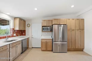 3205 N View Crest Dr, Tucson, AZ 85745 - Photo 19