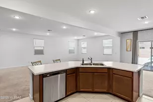 22082 E Thunderhead Dr, Red Rock, AZ 85145 - Photo 11