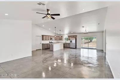 1468 W Scarlet Blossom Trail, Benson, AZ 85602 - Photo 5