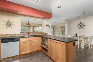 212 E La Espina, Green Valley, AZ 85614 - Photo 23