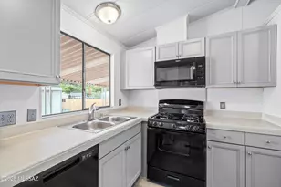 1432 W Buena Tierra Pl, Tucson, AZ 85705 - Photo 11