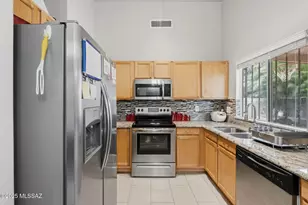 6422 E Brooks Dr, Tucson, AZ 85730 - Photo 11