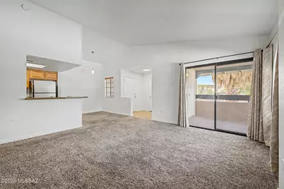 101 S Players Club Drive #APT 22201, Tucson, AZ 85745 - Photo 7