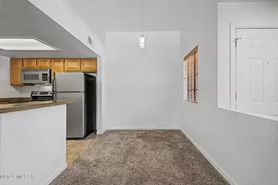 101 S Players Club Drive #APT 22201, Tucson, AZ 85745 - Photo 9