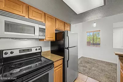 101 S Players Club Drive #APT 22201, Tucson, AZ 85745 - Photo 11