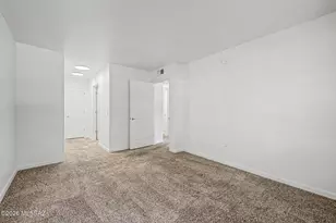 101 S Players Club Dr, Tucson, AZ 85745 - Photo 17