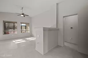 4687 S Holly Rose Dr, Green Valley, AZ 85622 - Photo 11