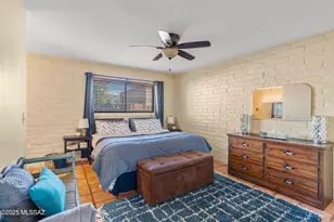 442 N Bull Run Dr, Tucson, AZ 85748 - Photo 13