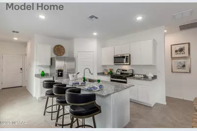 10058 N Bakeri Drive N, Marana, AZ 85653 - Photo 9