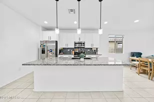 21476 E Treasure Rd, Red Rock, AZ 85145 - Photo 3