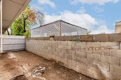 229 & 231 W Jacinto Street, Tucson, AZ 85705 - Photo 31