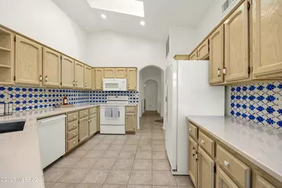 37543 S Mountain Sage Drive, Tucson, AZ 85739 - Photo 11