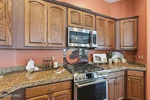 12580 N New Reflection Dr, Marana, AZ 85658 - Photo 13