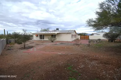 3705 W Ironwood Hills Drive, Tucson, AZ 85745 - Photo 41