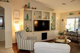 2427 E Bonita Canyon Dr, Green Valley, AZ 85614 - Photo 7