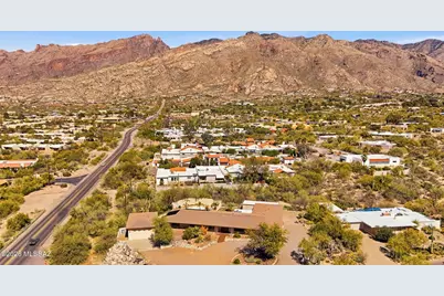 4701 E Camino La Brinca, Tucson, AZ 85718 - Photo 3