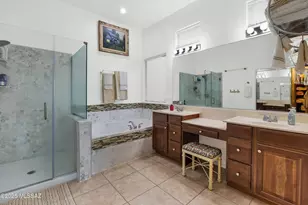 1798 S Sunlit Sand Pl, Tucson, AZ 85748 - Photo 11