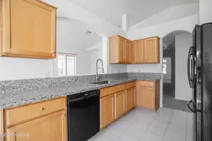 7871 W Sacramento Hill Dr, Tucson, AZ 85743 - Photo 13