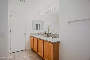 7871 W Sacramento Hill Dr, Tucson, AZ 85743 - Photo 27