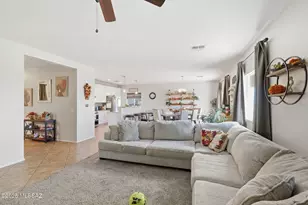 609 S Charles L Mckay Pl, Vail, AZ 85641 - Photo 3