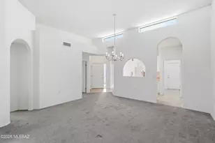 988 W Calle de Emilia, Green Valley, AZ 85614 - Photo 5