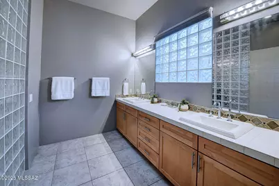 7530 E Placita Ventana Hayes, Tucson, AZ 85750 - Photo 17