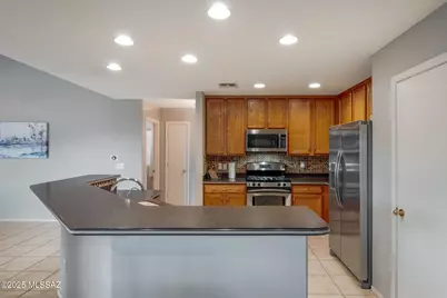 7631 S Laurel Willow Drive, Tucson, AZ 85747 - Photo 7