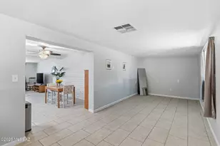 1440 S Perlman Ave, Tucson, AZ 85710 - Photo 13