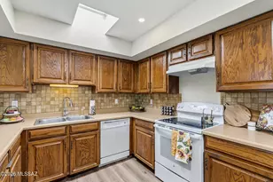 7473 N Desert Tree Dr, Tucson, AZ 85704 - Photo 17