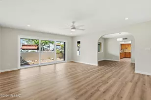 7473 N Desert Tree Dr, Tucson, AZ 85704 - Photo 9